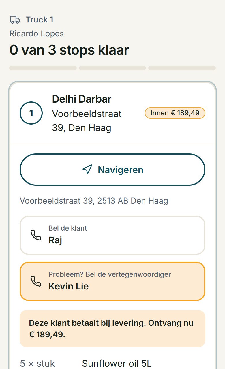 De telefoonpagina van de chauffeur: de eerste stop met een belknop en een bedrag dat contant geïnd wordt